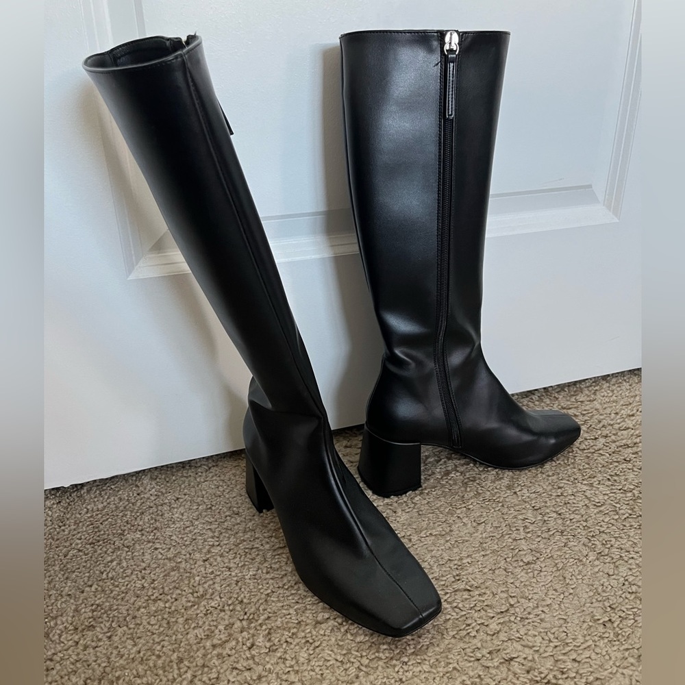 Alohas Knee high boots, black, size 38 or US 7.5